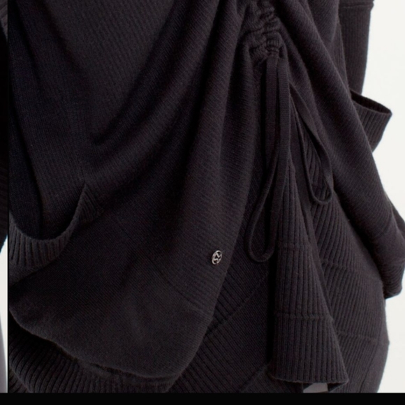 Lululemon transformation wrap Cardigan - Picture 6 of 8